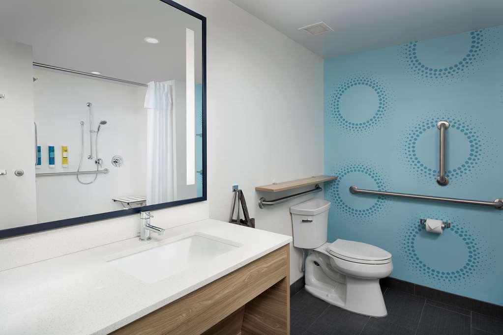 Tru By Hilton Miami Airport South Blue Lagoon マイアミ・スプリングス エクステリア 写真