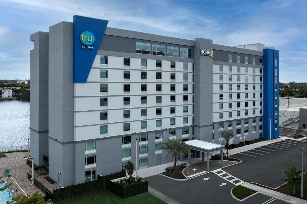 Tru By Hilton Miami Airport South Blue Lagoon マイアミ・スプリングス エクステリア 写真